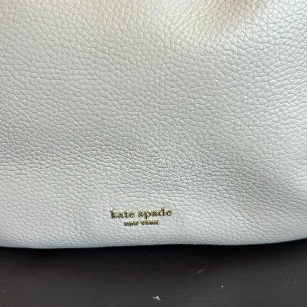 Kate Spade New York Lake Large Hobo Bag Pebbled Leather Pink Pockets Zip Close